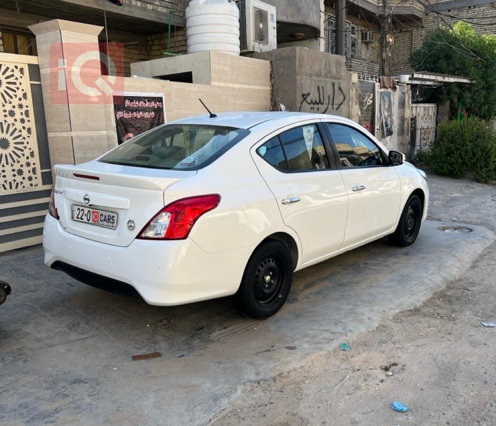 نيسان صني